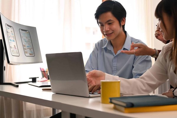 Quelles opportunités existent pour les travailleurs web au Mans ?