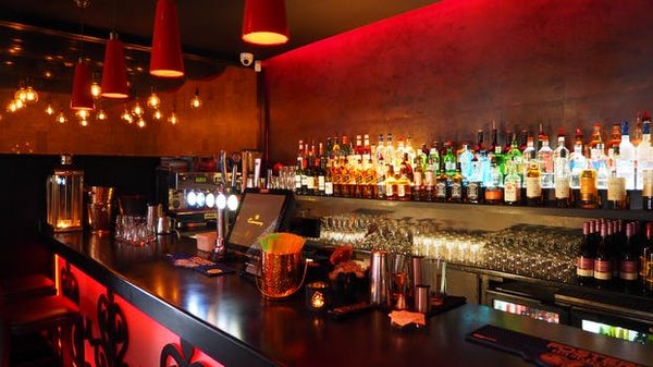 8 options de statut populaires pour votre bar